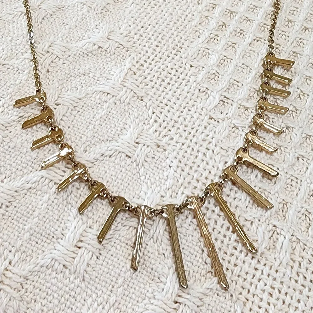Shiny Gold Finish Fan Drop Dressy Lightweight Unbranded 20